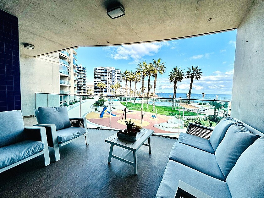 Apartment in Punta Prima - Image 3