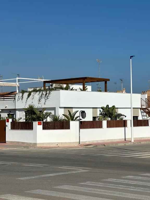 Villa in Santiago de la Ribera