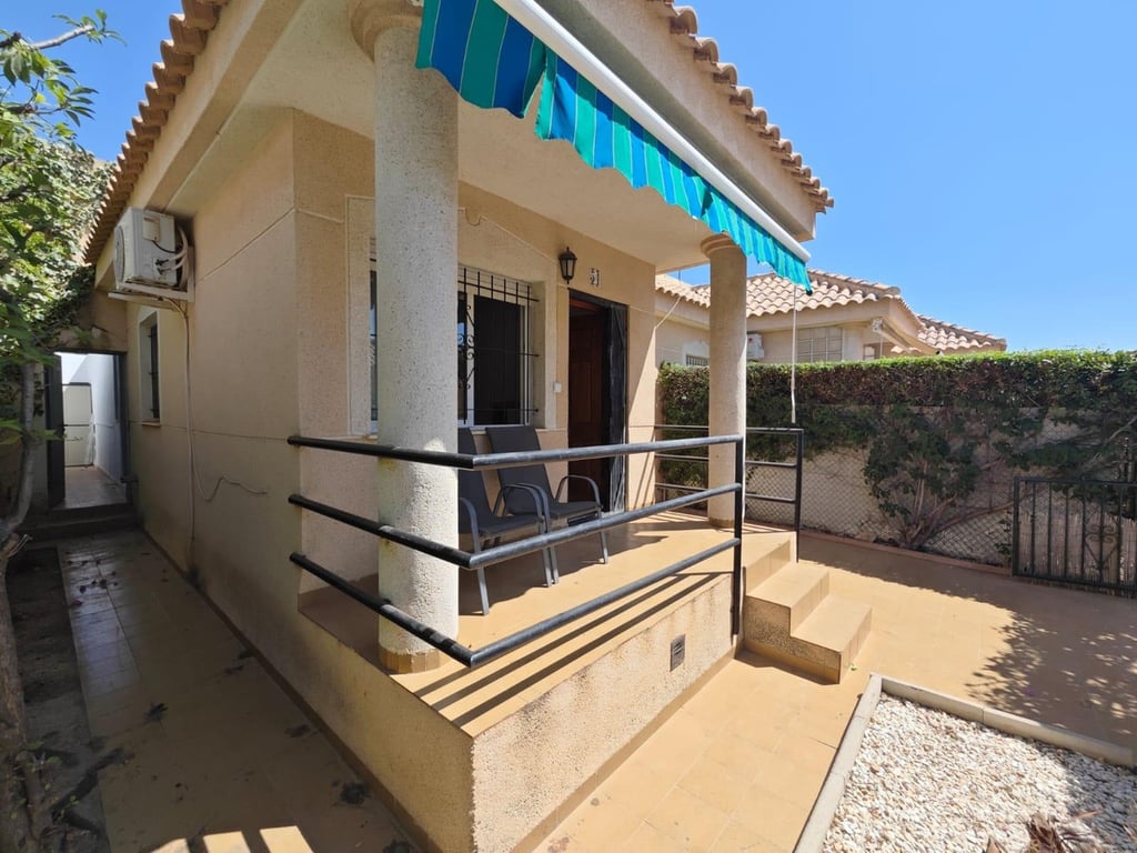 House in La Zenia - Image 2