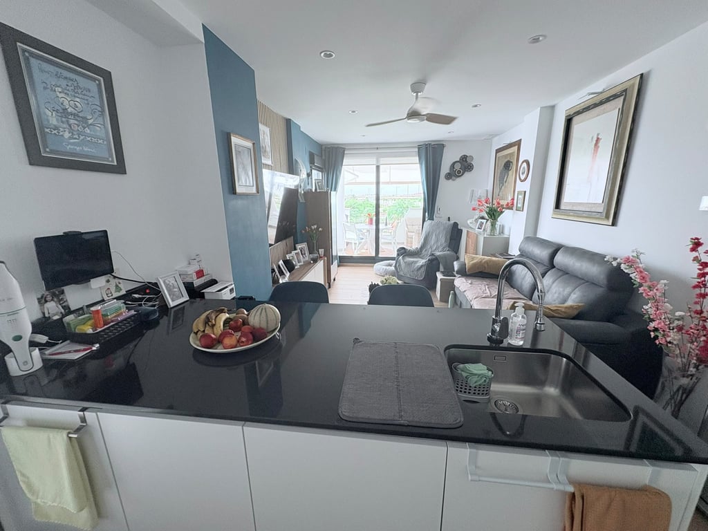 Apartment in Torre del Rame - Image 3