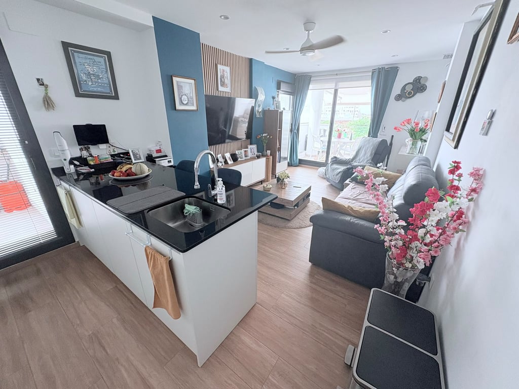 Apartment in Torre del Rame - Image 2