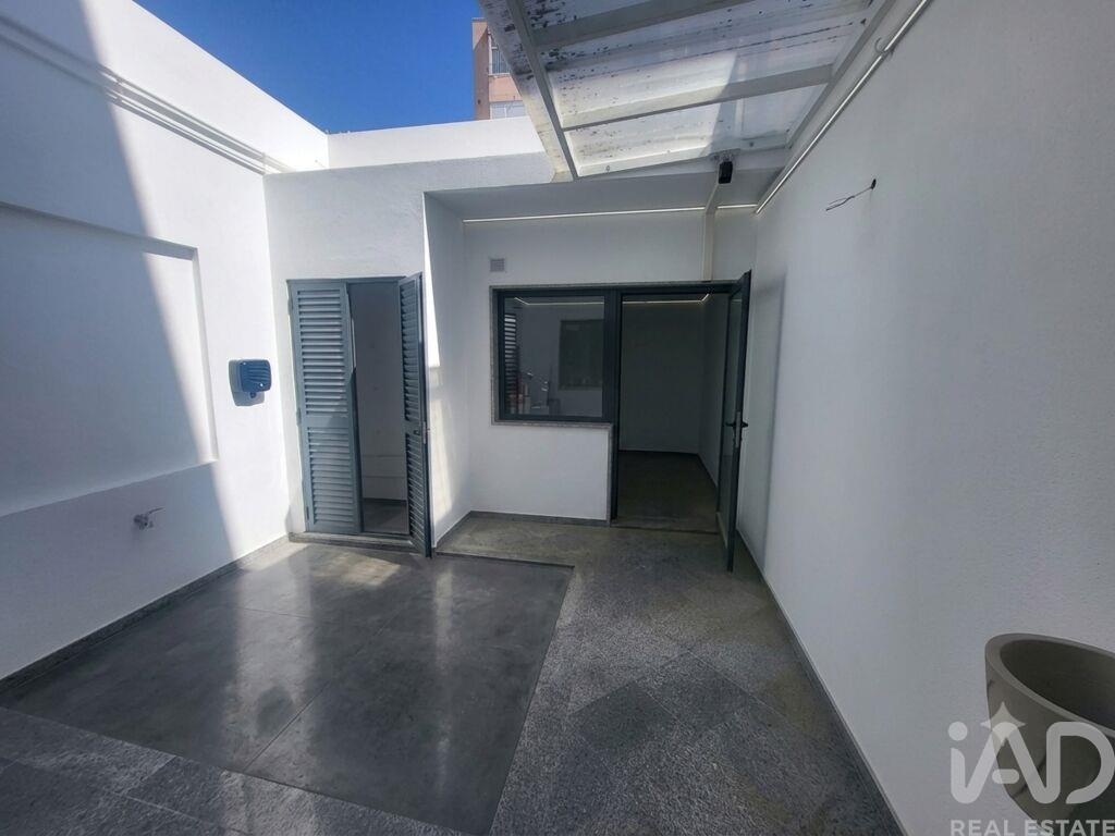 Apartment in Almada