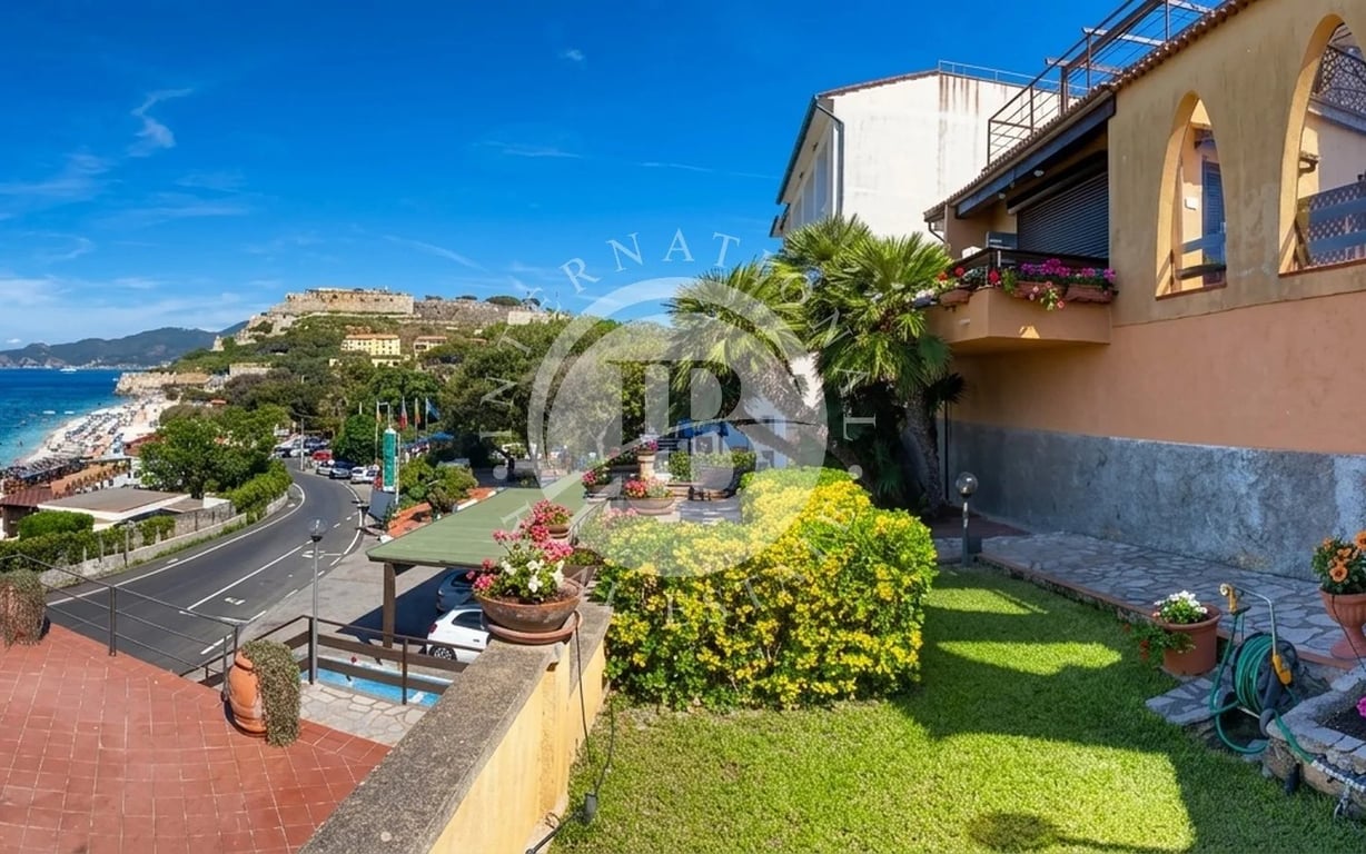 Villa in Portoferraio - Image 3