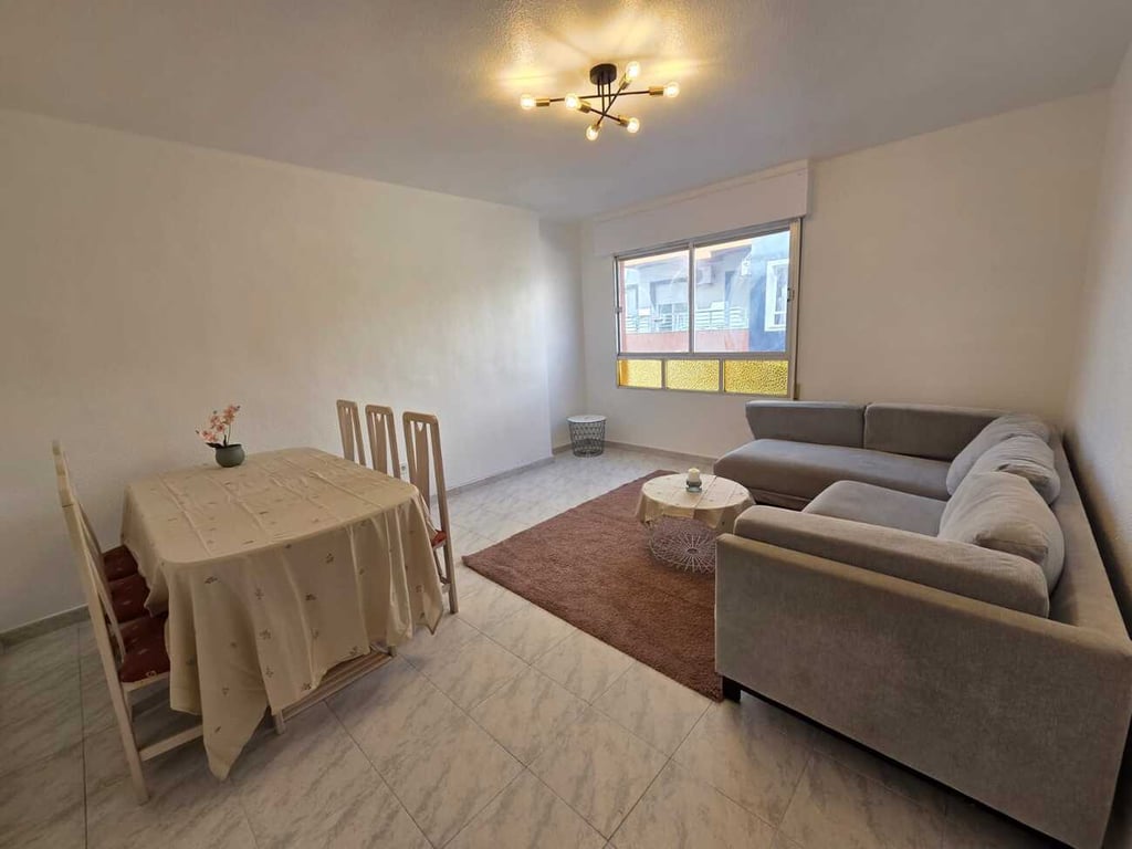 Apartment in Torrevieja - Image 2