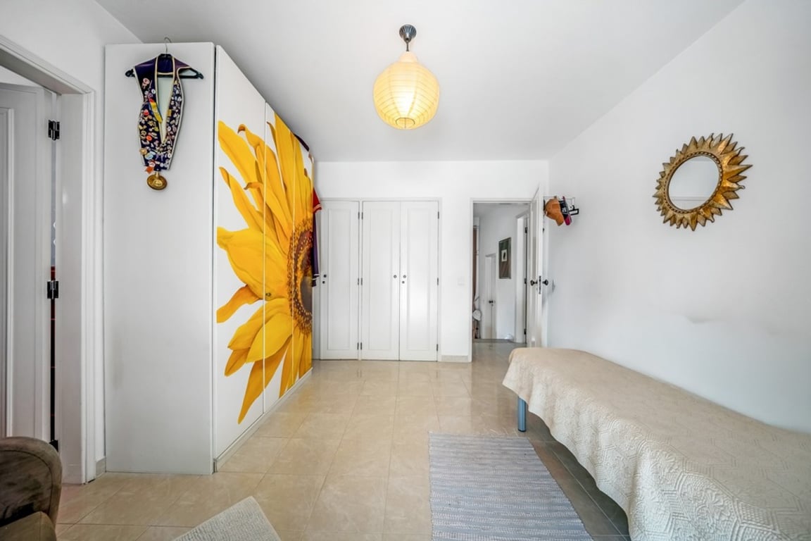 House in Oura - Image 3