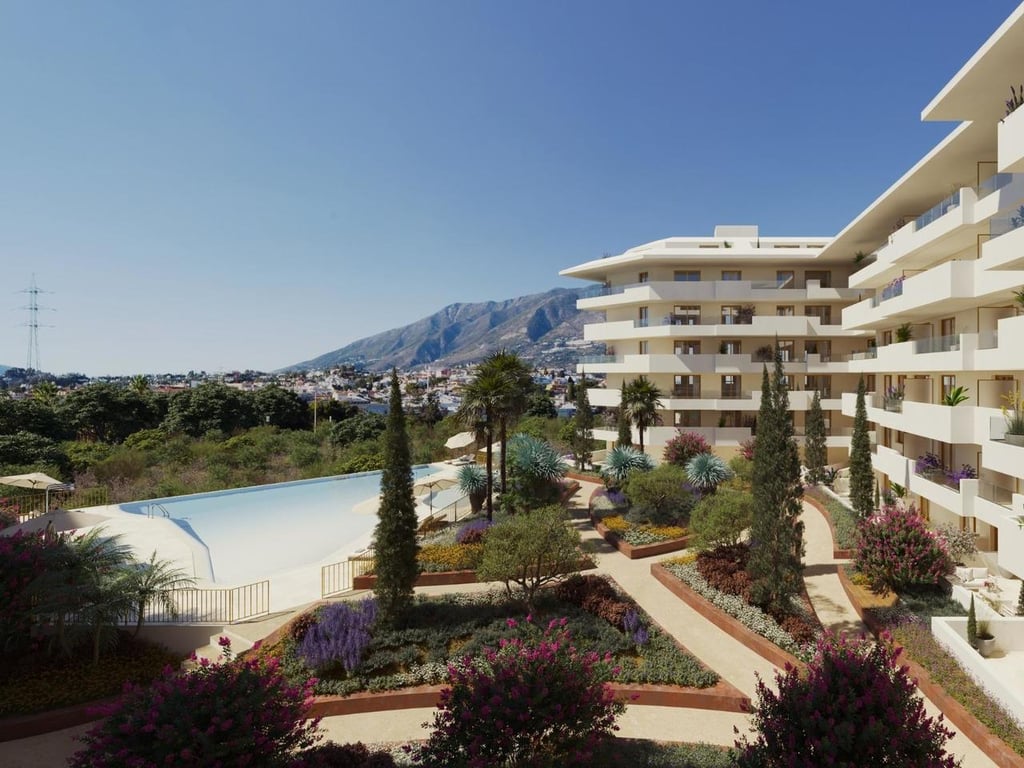 Apartment in Fuengirola - Image 2