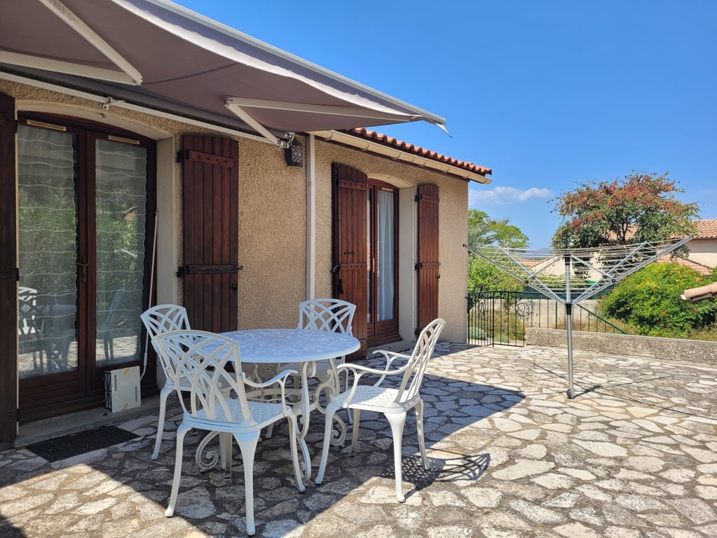 House in Puimisson - Image 3