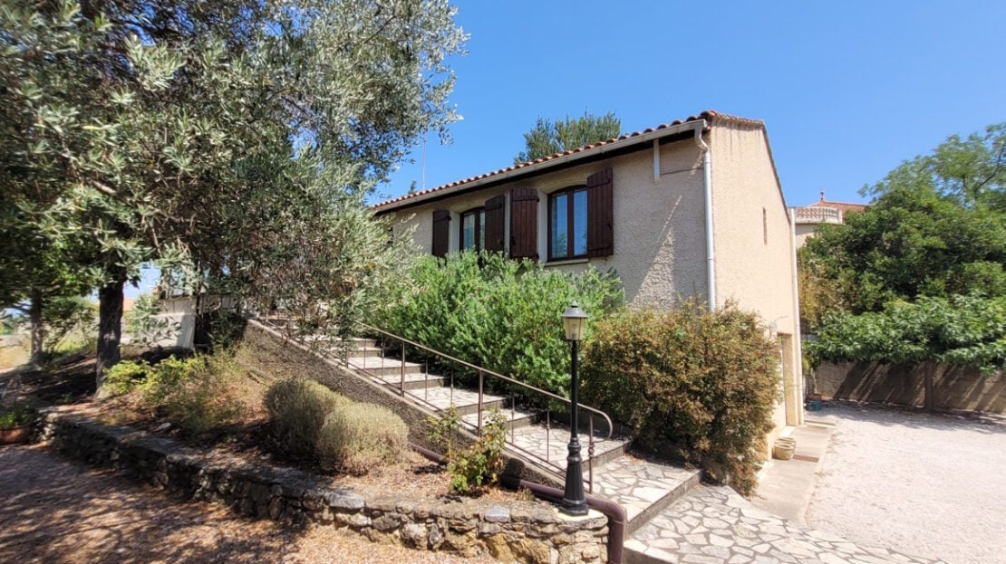 House in Puimisson