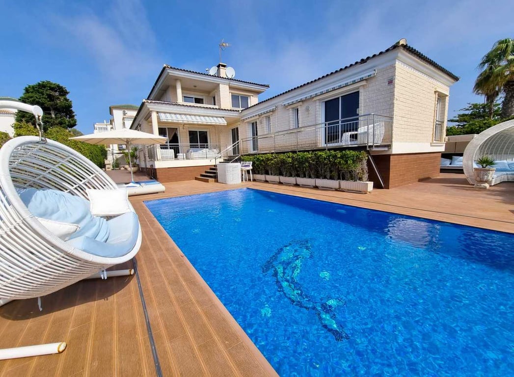 Villa in Torrelamata