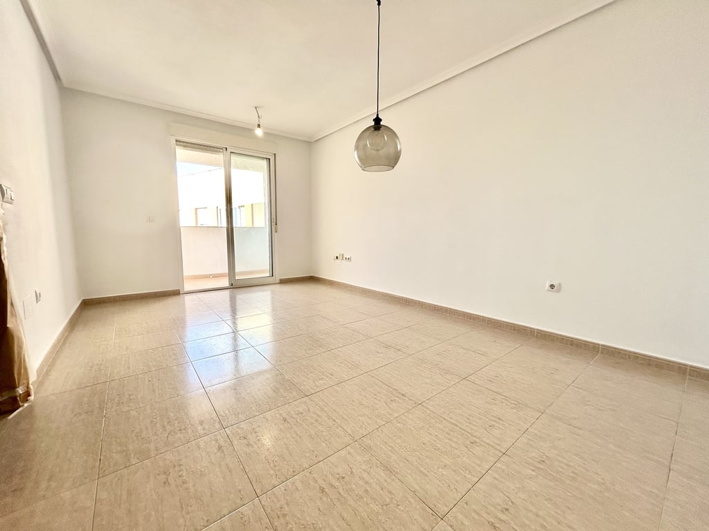 Apartment in Torrevieja - Image 3