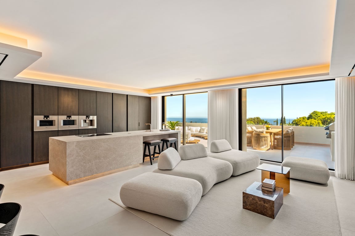 Penthouse in Nueva Andalucia - Image 2