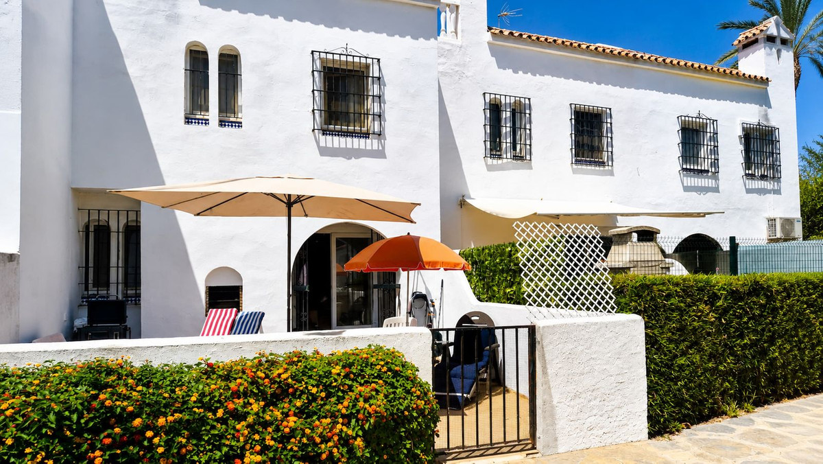 House in Casares - Image 2