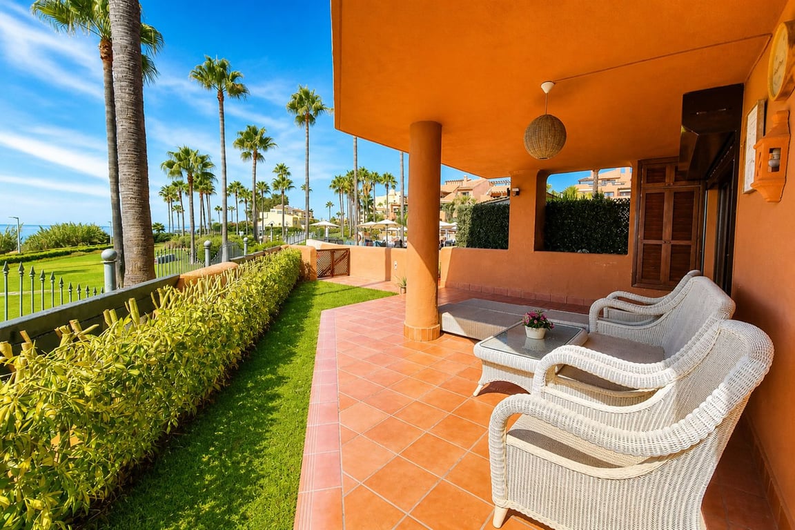 Apartment in Estepona - Image 3