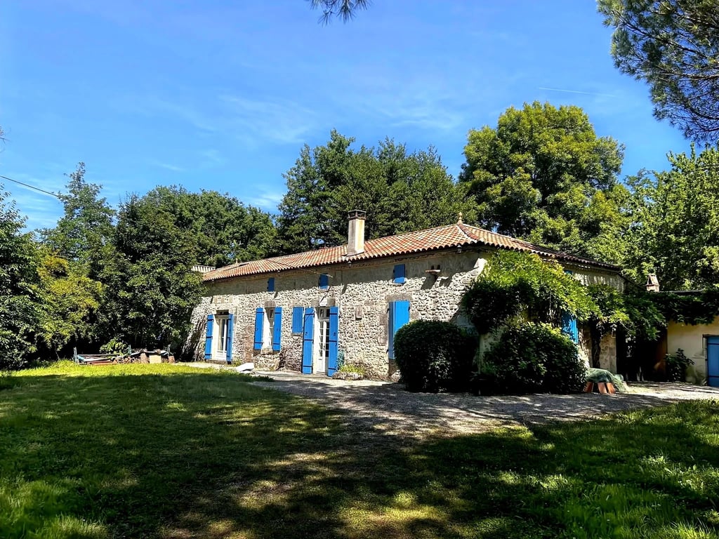 House in Duras