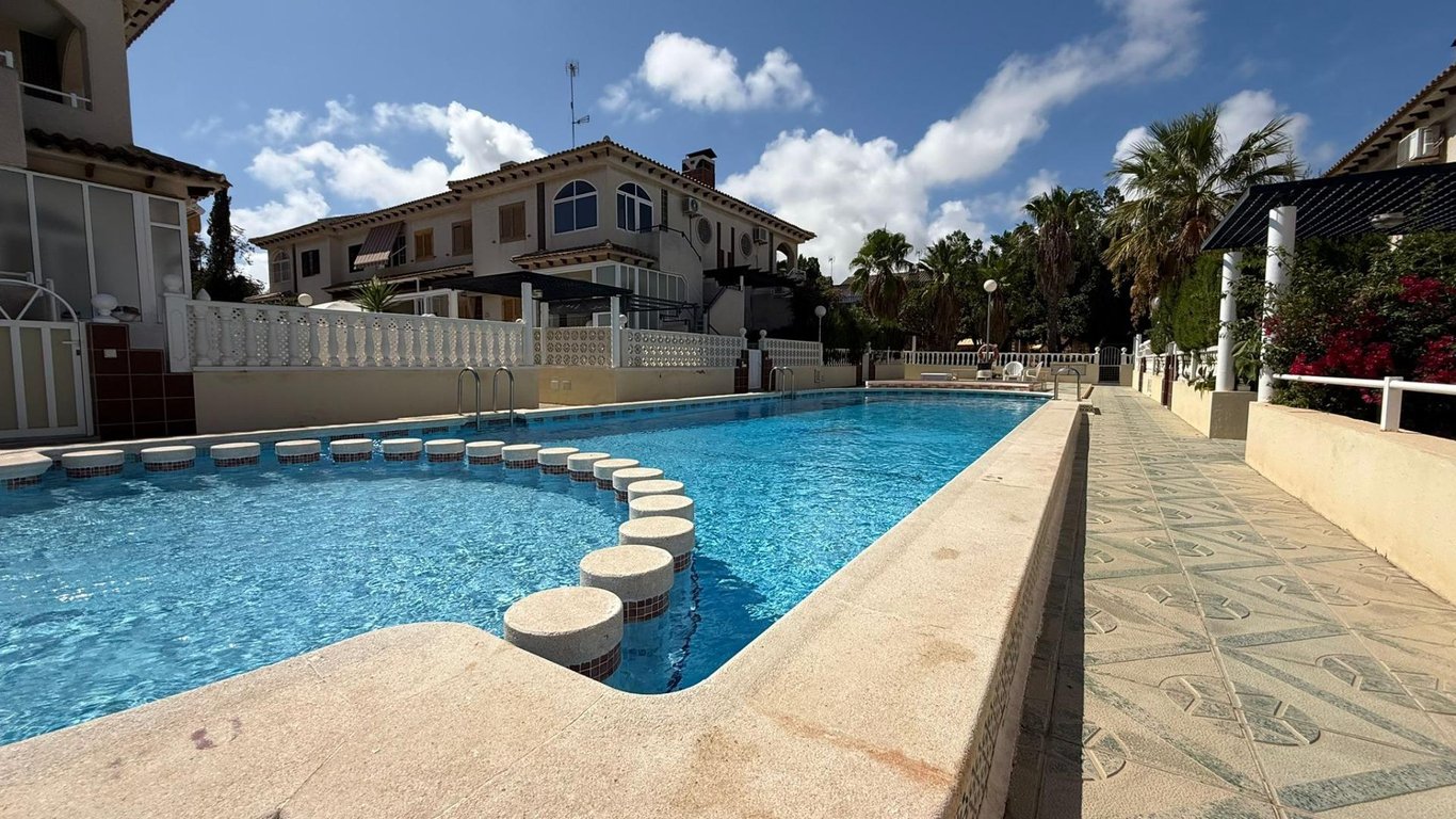 House in Torrevieja - Image 2