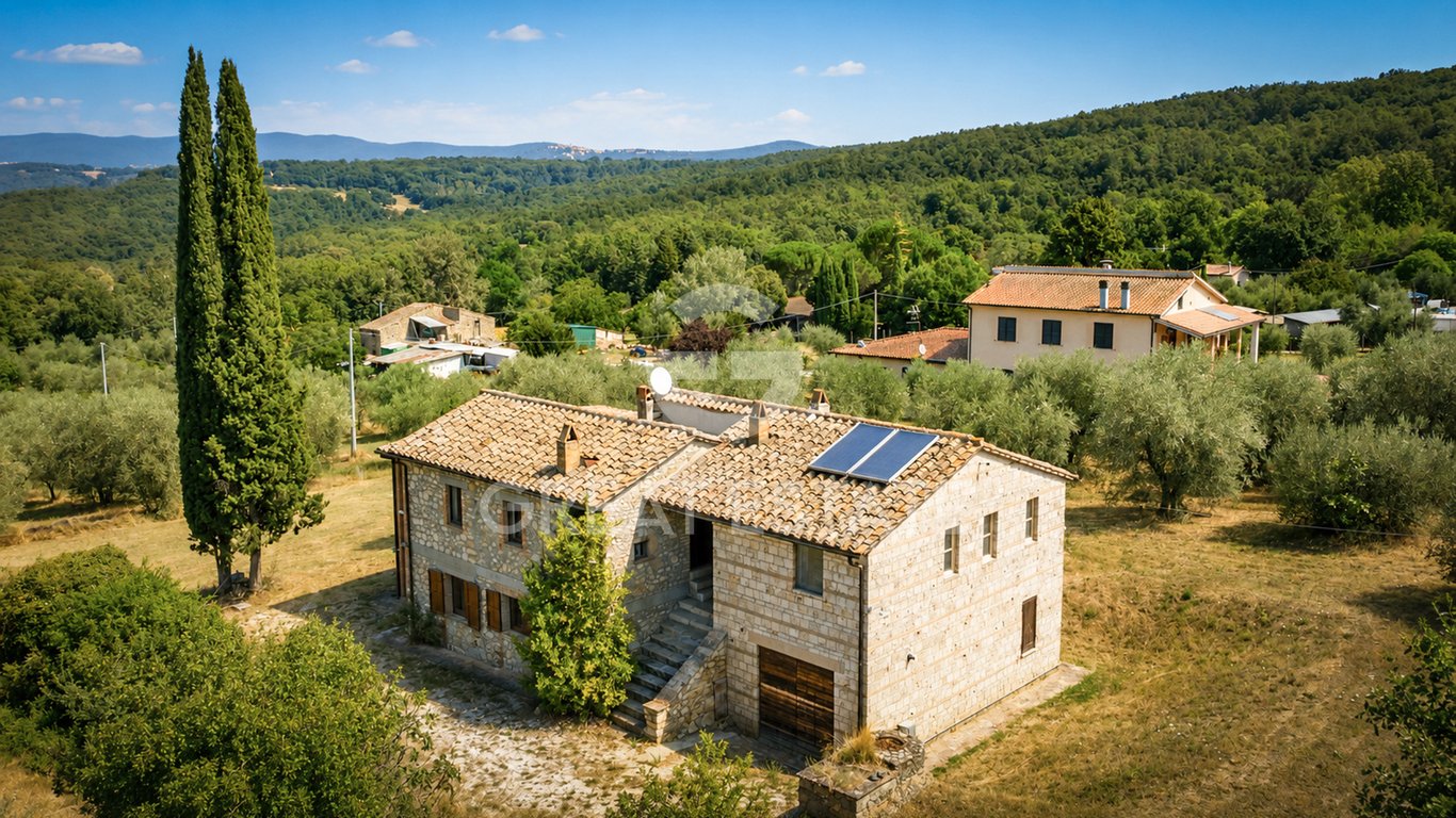 House in Giove - Image 3