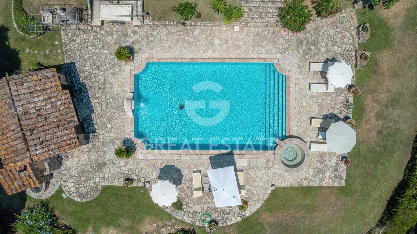 House in Sassetta - Image 3