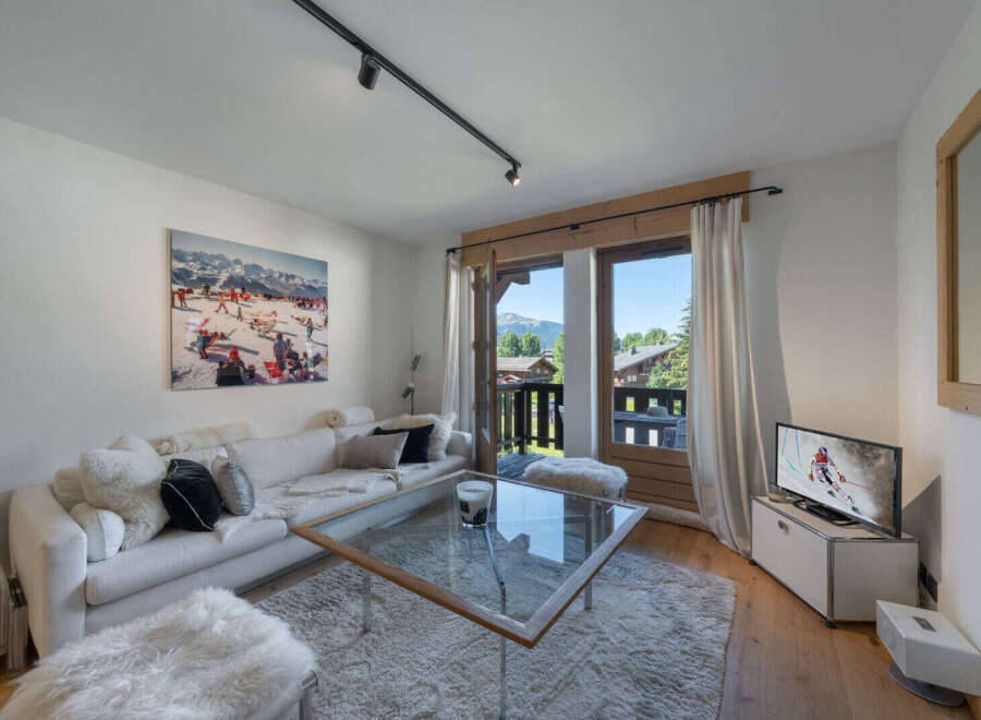 Apartment in Megeve - Image 3
