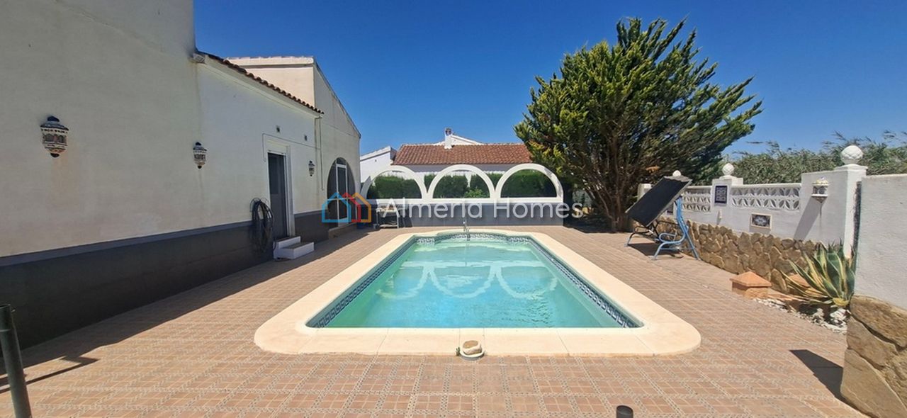 Villa in Arboleas - Image 3