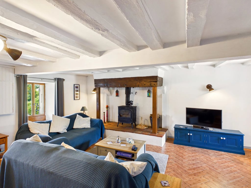 House in Alloue - Image 3