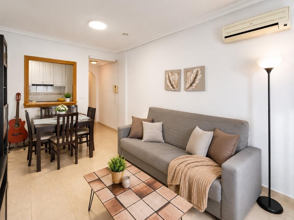 Apartment in Torrevieja - Image 3