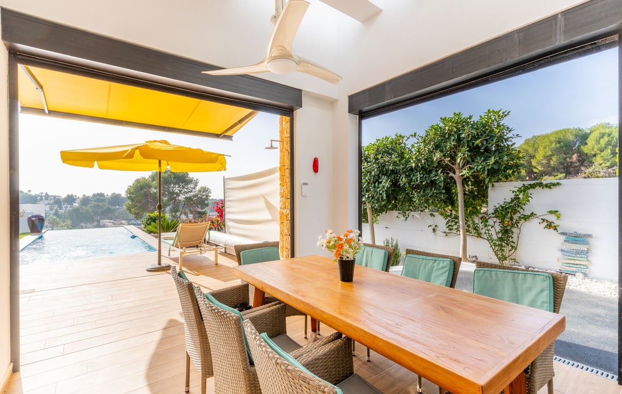 Villa in Moraira - Image 3