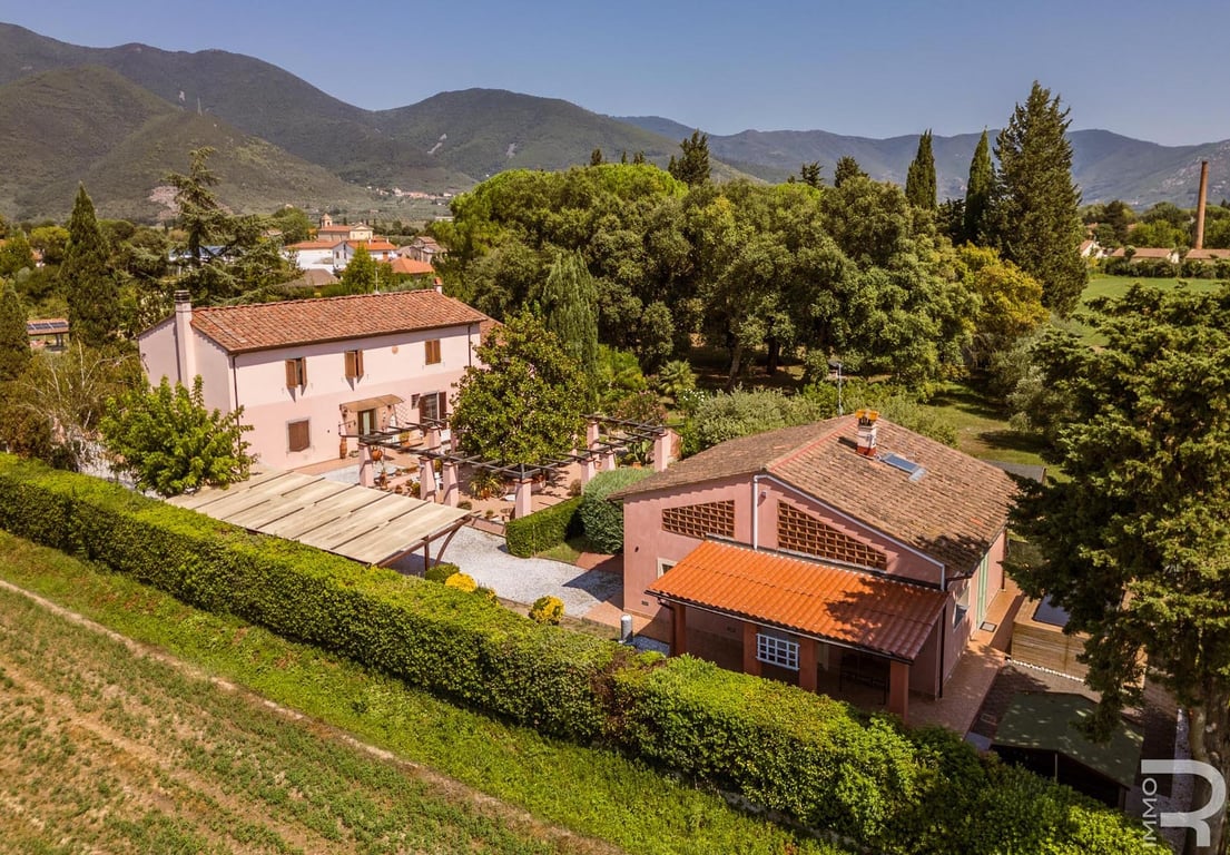 House in San Giuliano Terme
