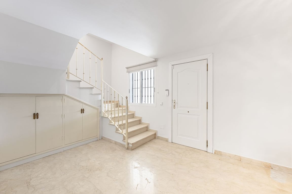 House in Nueva Andalucia - Image 3