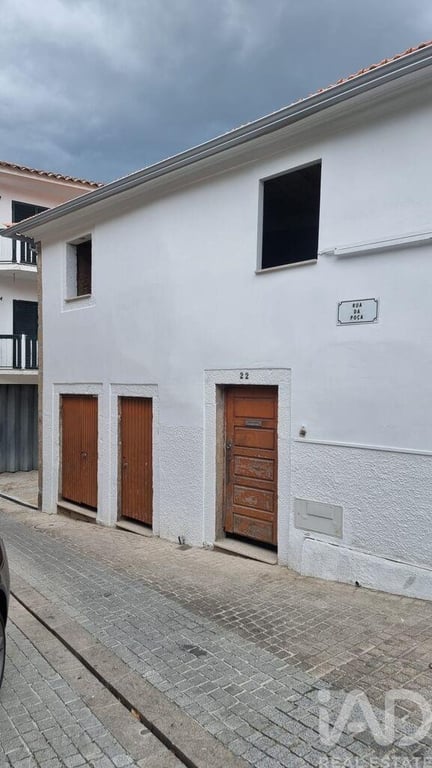 House in Moimenta da Beira - Image 3