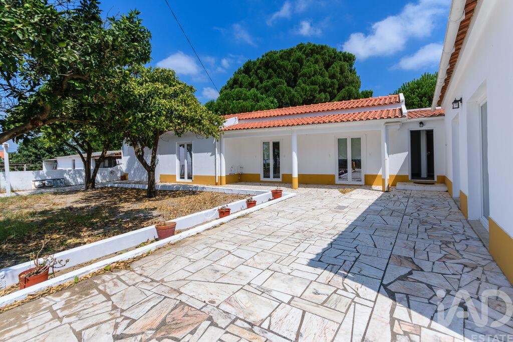 House in Coruche