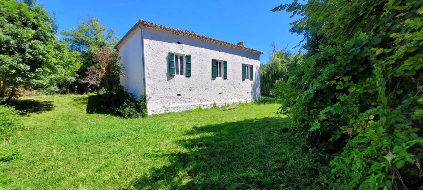 House in Lacour - Image 2