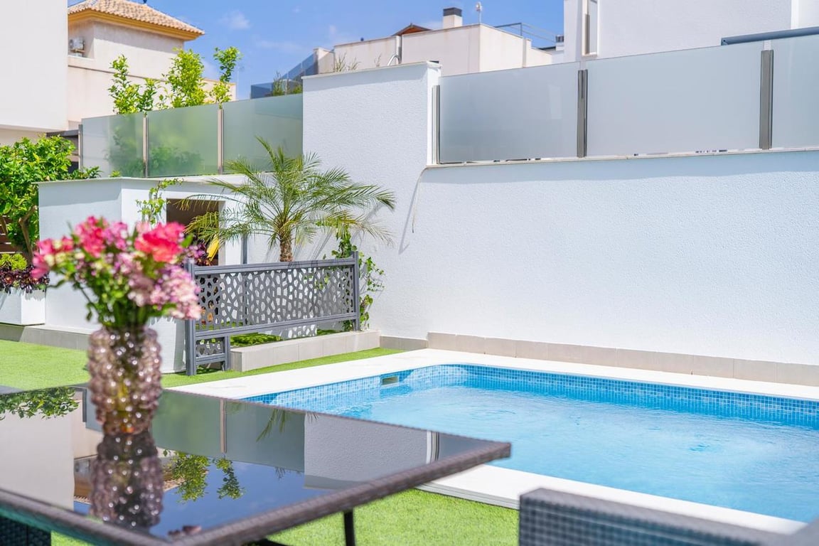 Villa in Torrevieja - Image 3
