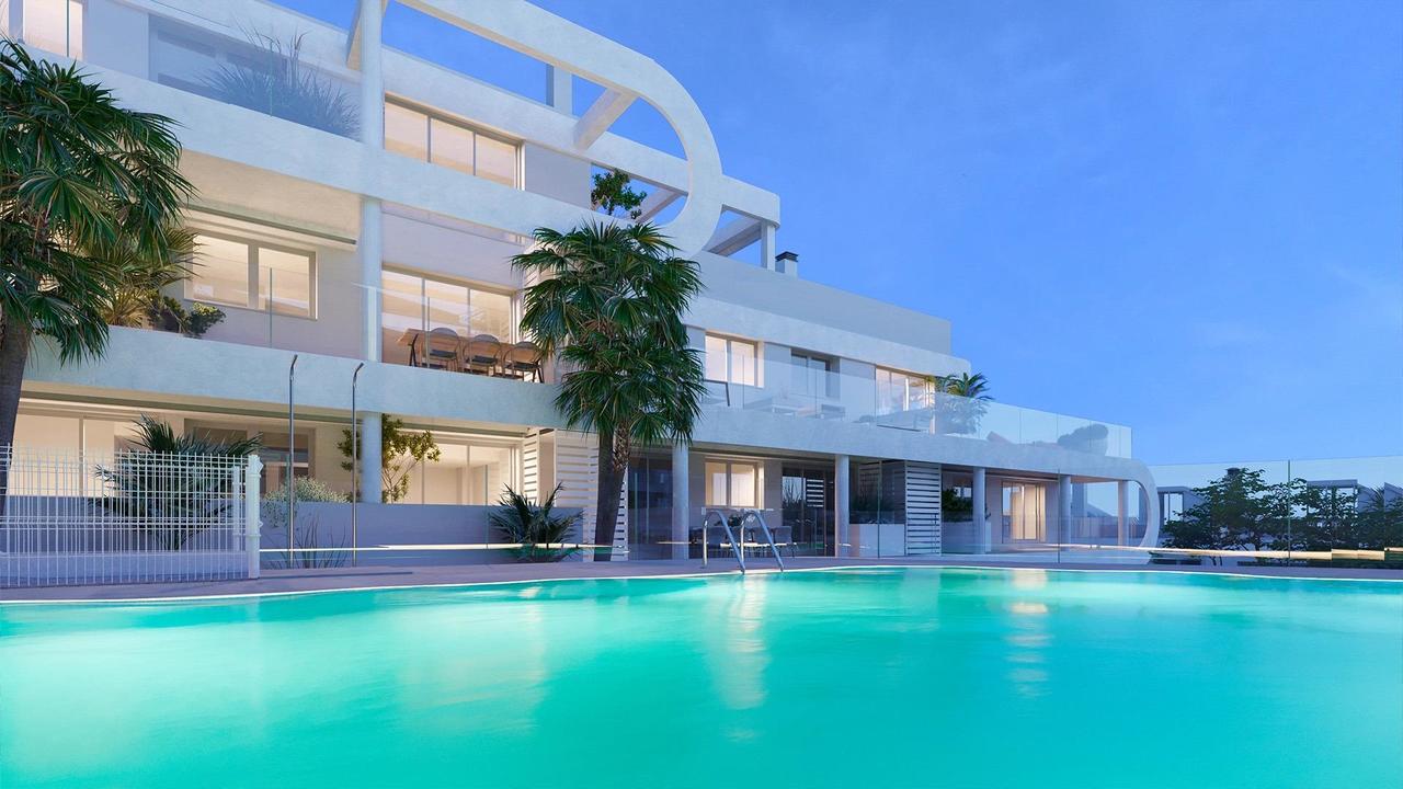 Penthouse in Estepona - Image 2
