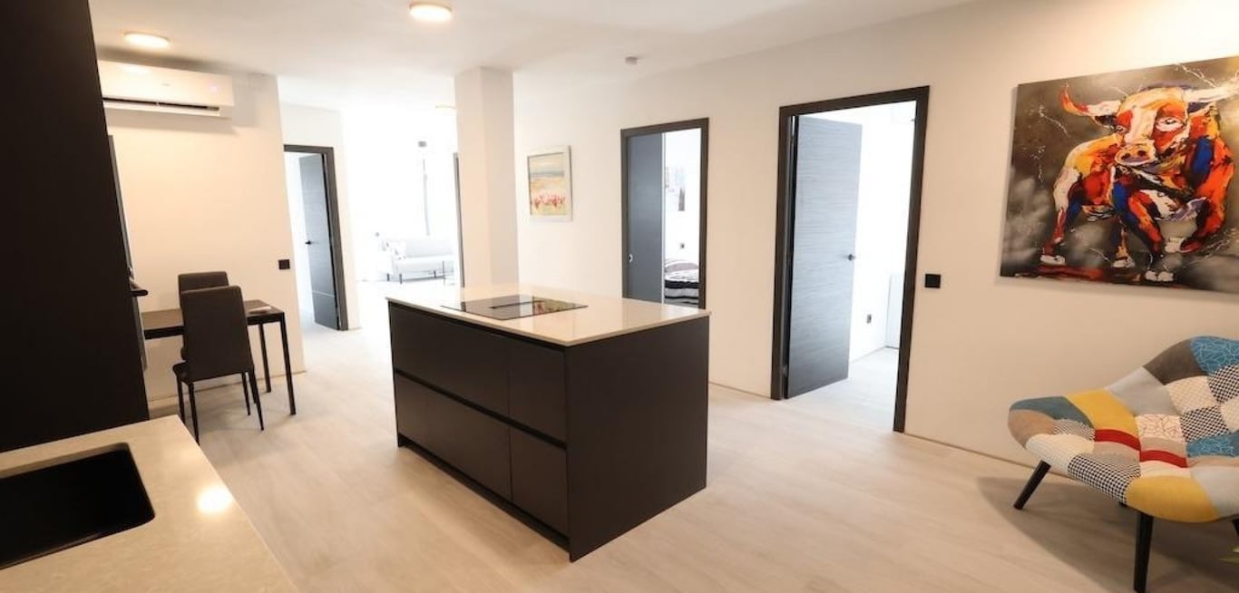 Apartment in Torrevieja - Image 2
