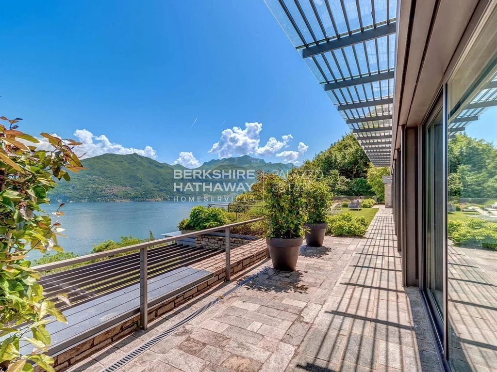 House in Menaggio - Image 3