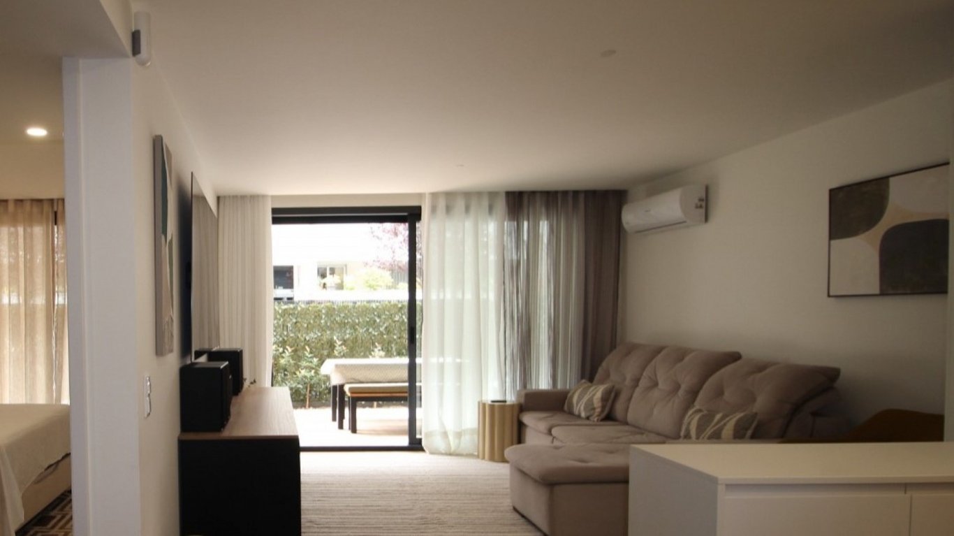House in Vila Nova de Gaia - Image 3