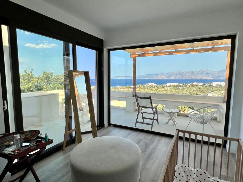 House in Agios Nikolaos - Image 3