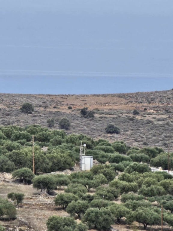 House in Agios Nikolaos - Image 3