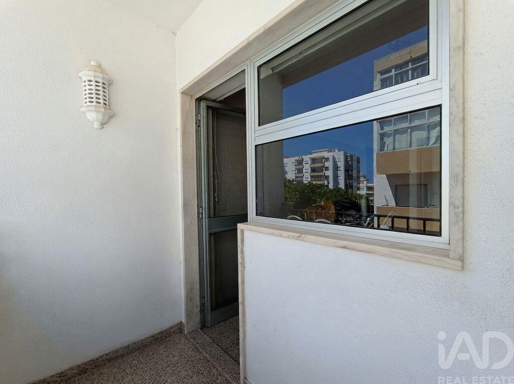 Apartment in Portimao - Image 3
