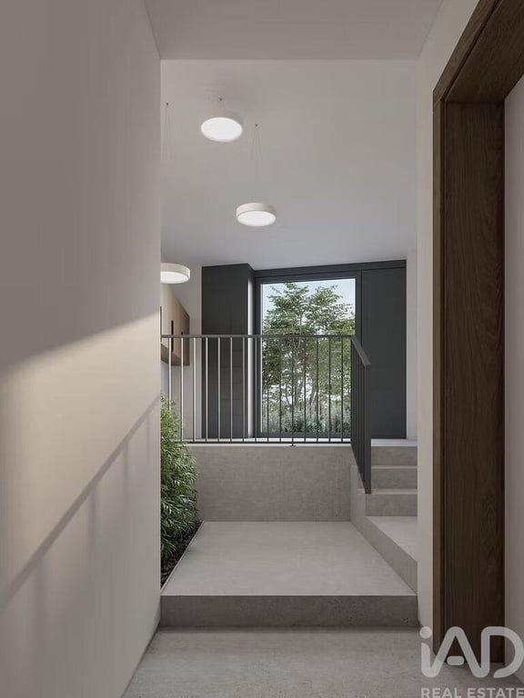 Apartment in Vila Nova de Gaia - Image 2