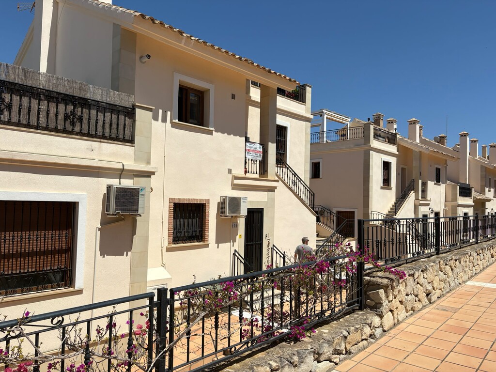 Apartment in Algorfa