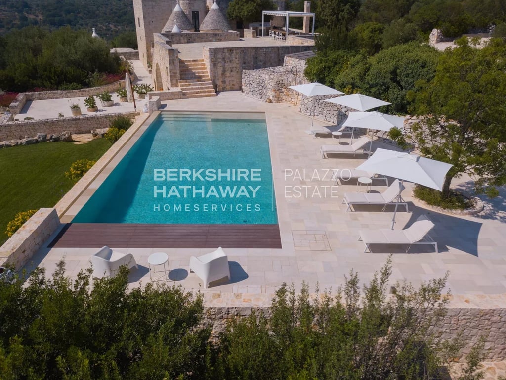 Villa in Cisternino - Image 2