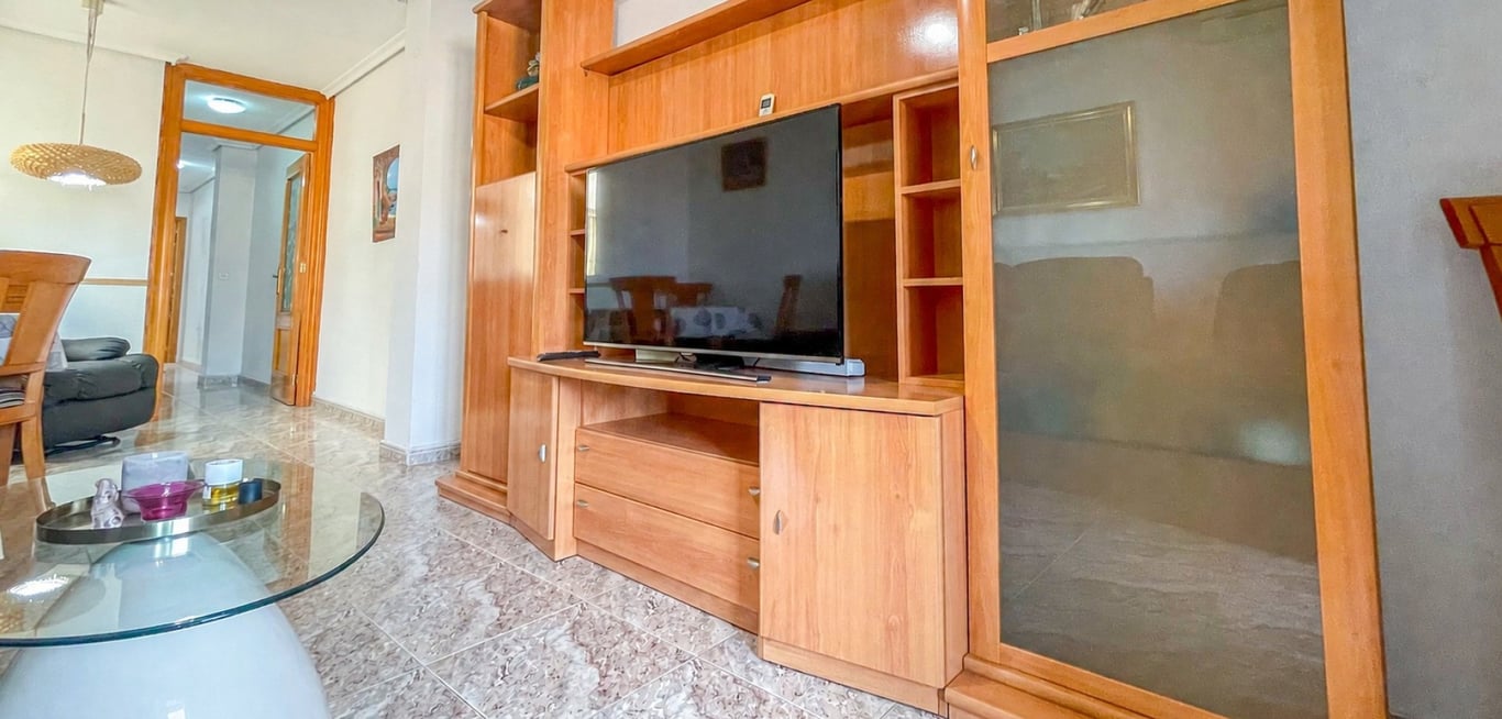 Apartment in Torrevieja - Image 3