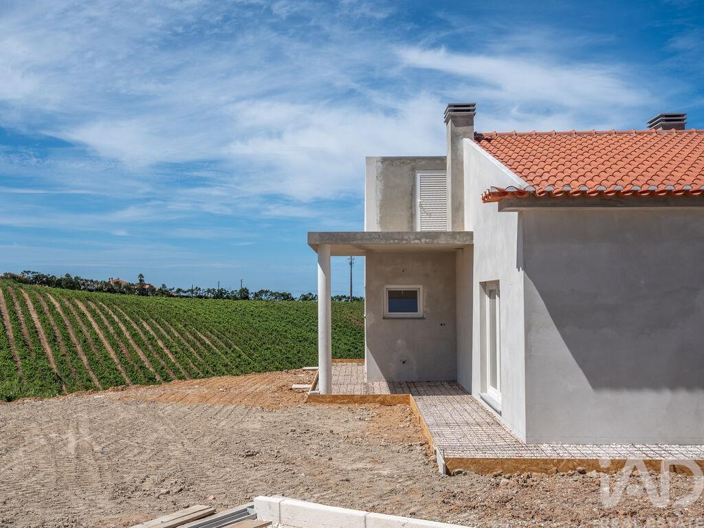 House in Encarnacao - Image 3