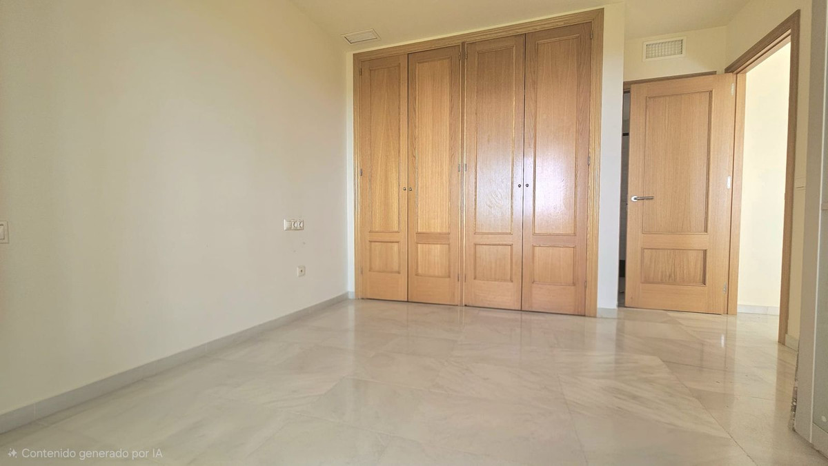 Apartment in Mijas Costa - Image 2