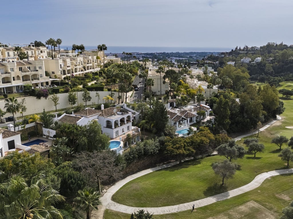 Villa in Lomas de la Quinta - Image 2
