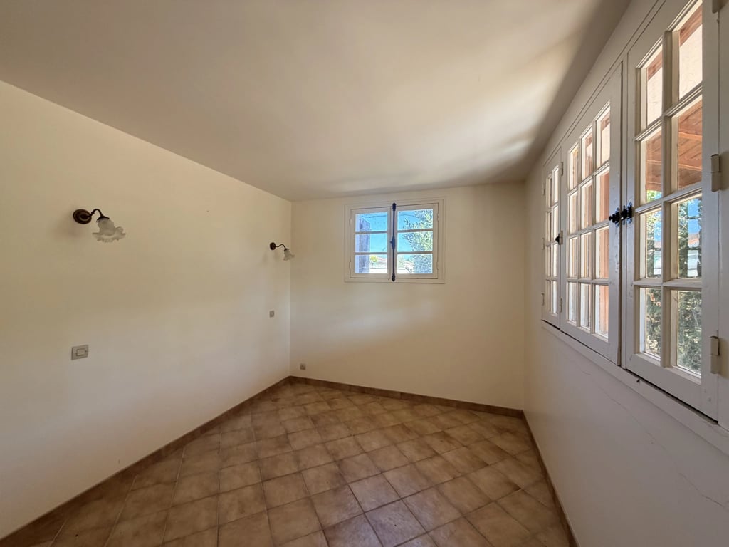 House in Ruffec - Image 3