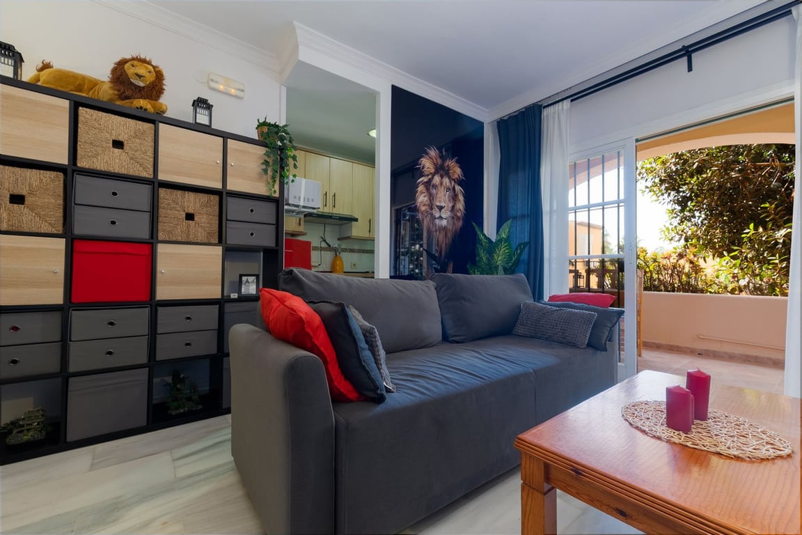 Apartment in Mijas Costa - Image 3