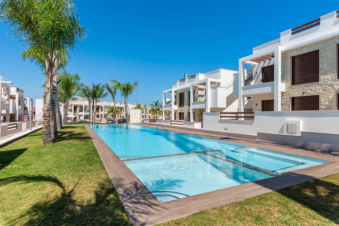 Apartment in Residencia los Altos - Image 3