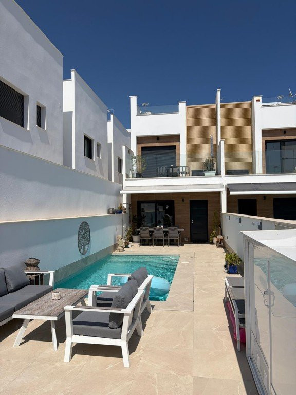 House in Los Tarragas